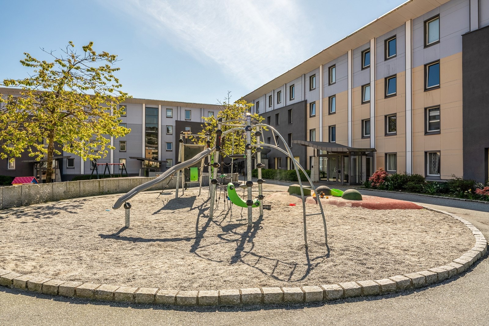 - Flere lekeplasser til glede for de små - Galleribilde