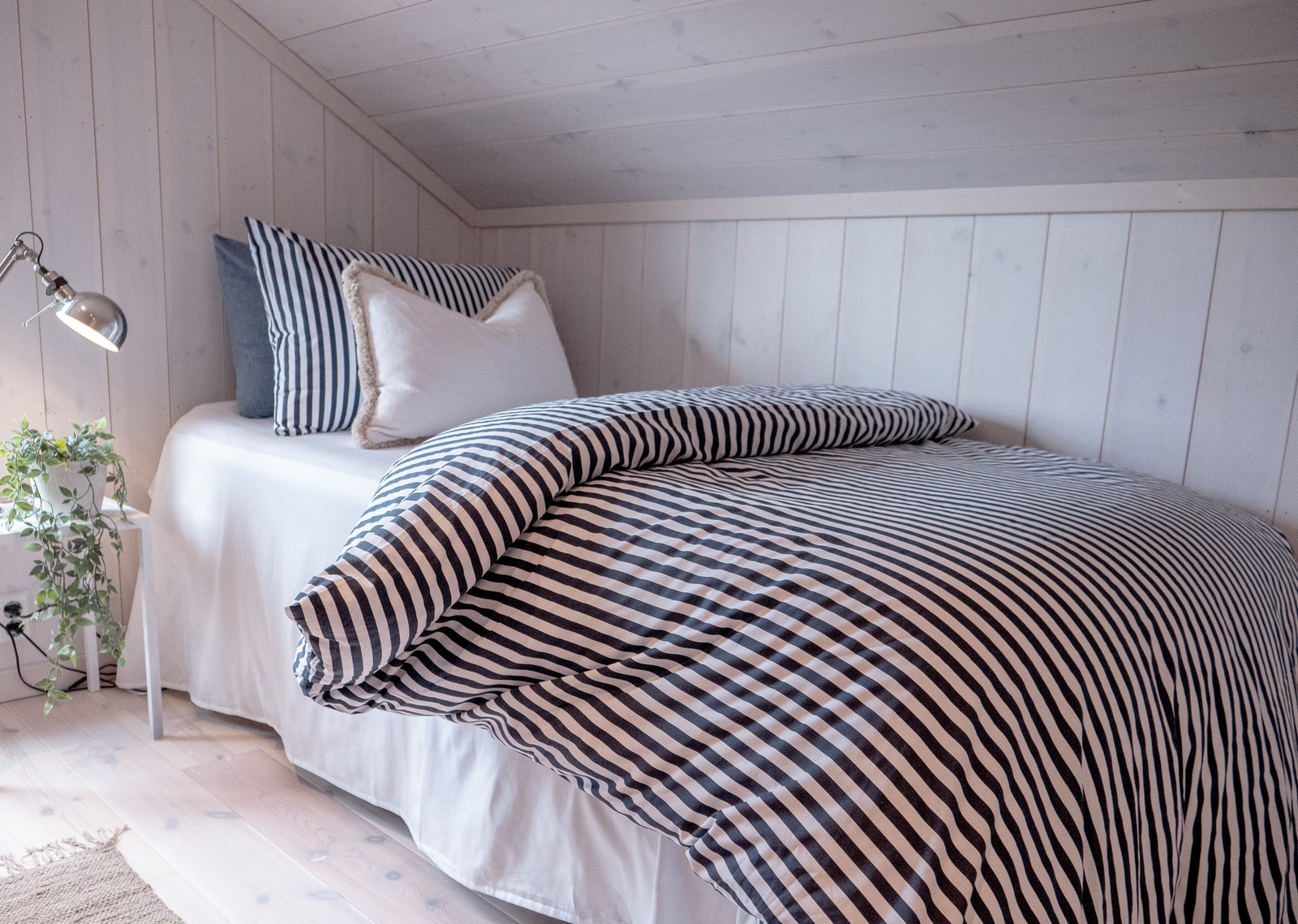 Et av to soverom på hems Galleribilde