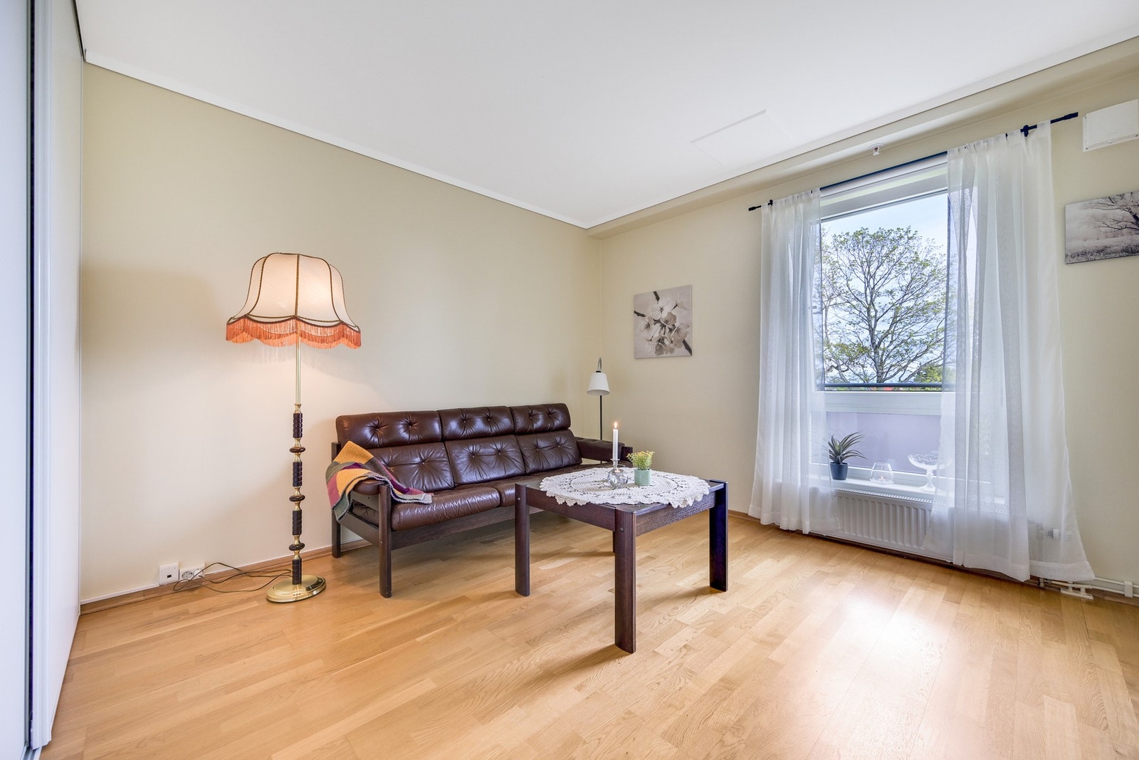 Soverom II har vært i bruk som kombinert TV-stue/gjesterom Galleribilde