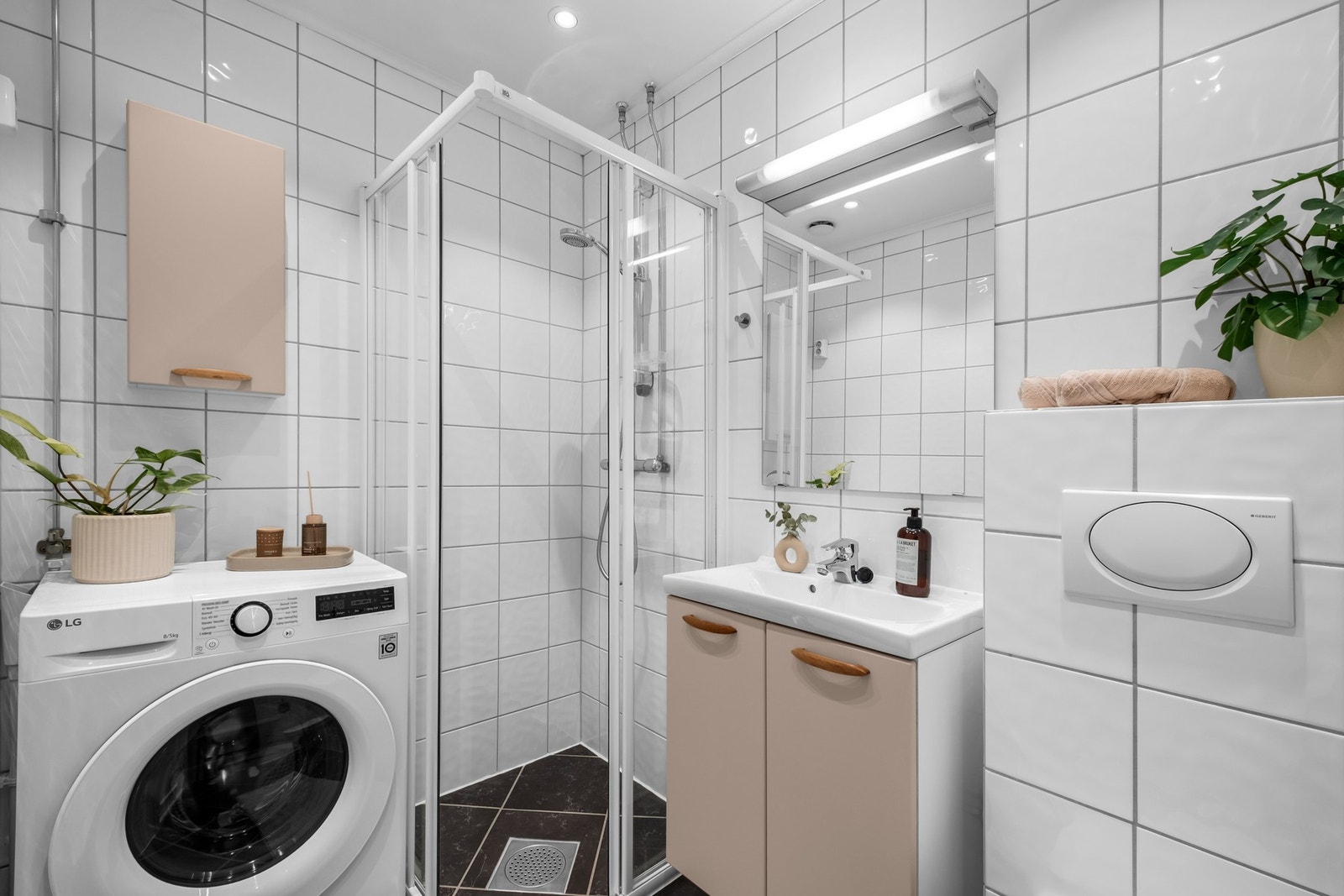 Hyggelig sted å starte dagen - god plass til vaskesøyle Galleribilde