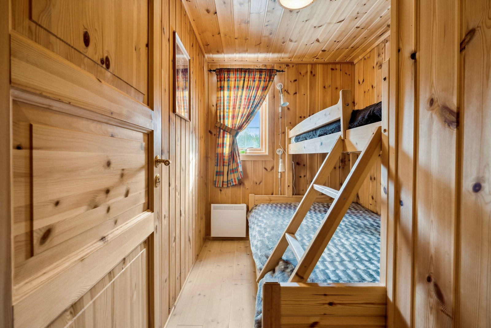 Soverom 2 er innredet med køyeseng. Galleribilde