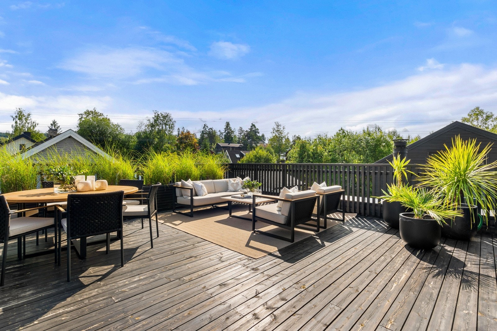 38 kvm takterrasse utenfor loftstuen. Galleribilde