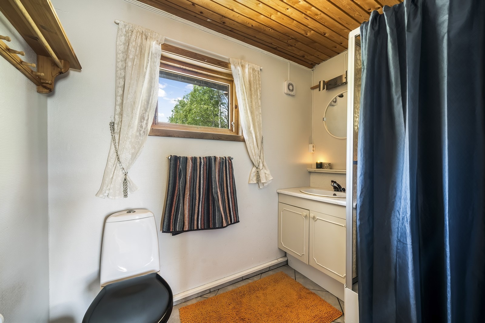 Bad/gjestebad. Galleribilde