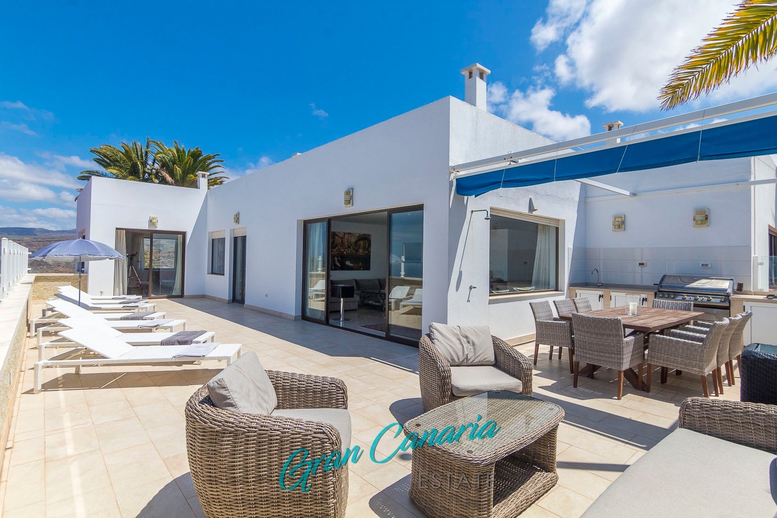 Enorm privat terrasse med panoramautsikt Galleribilde