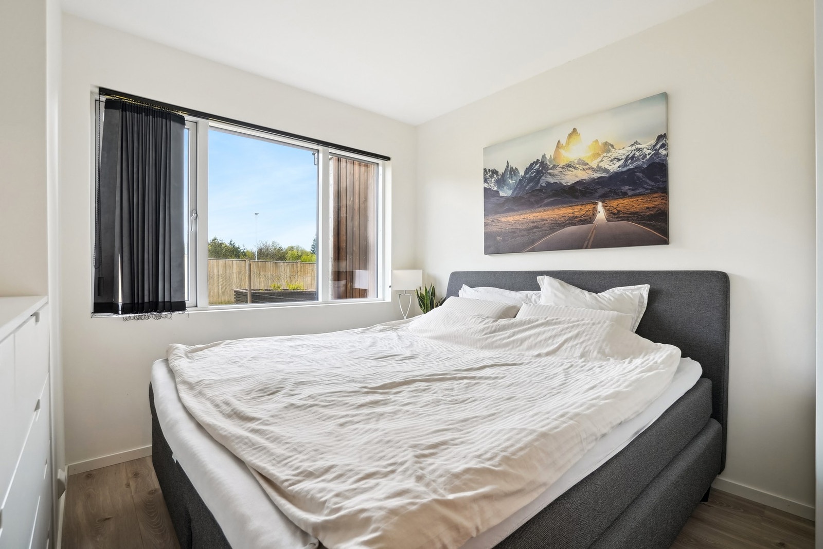 Soverommet nummer tre. Galleribilde