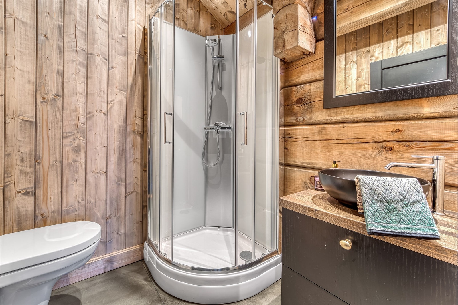 Bad i 2. etasje Galleribilde