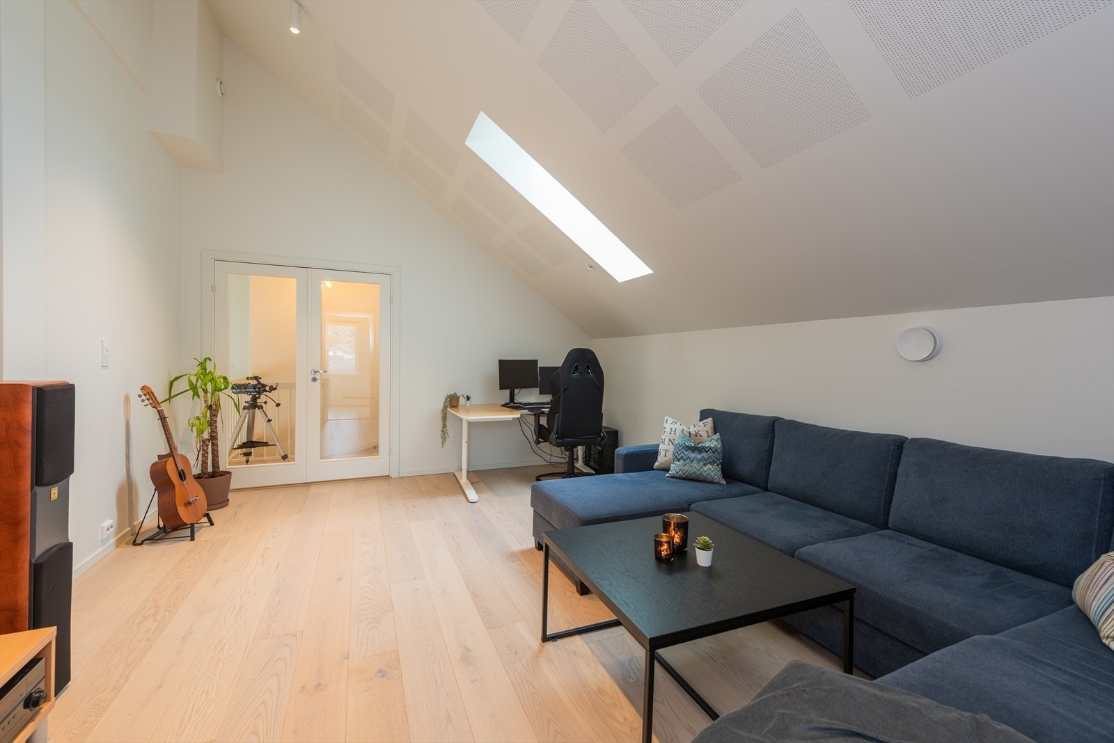 Leiligheten har 2 stuer. Galleribilde