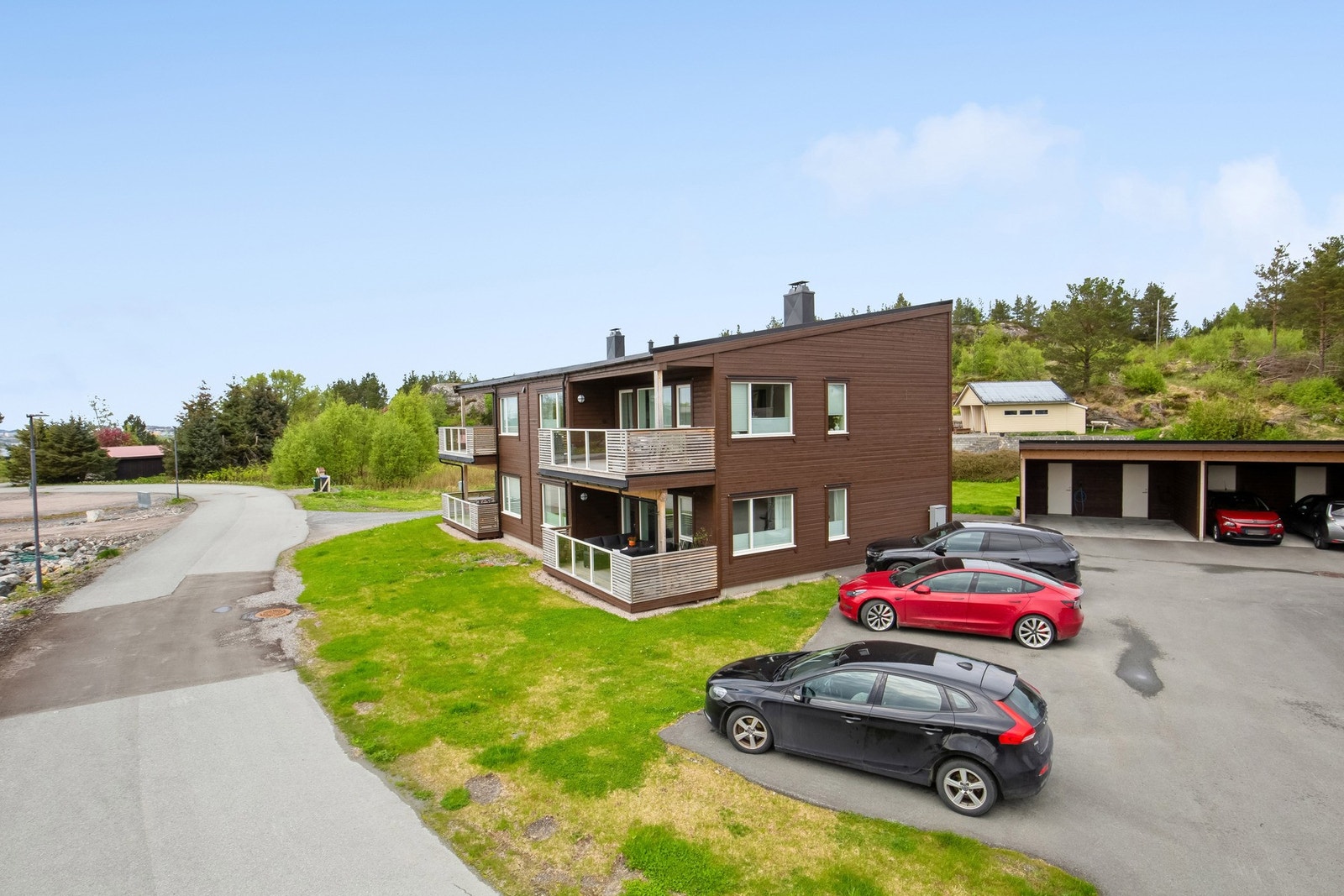 EiendomsMegler1 v/Karen Heggset Monge har gleden av å presentere leilighet i Nygårdsvegen 15 B Galleribilde