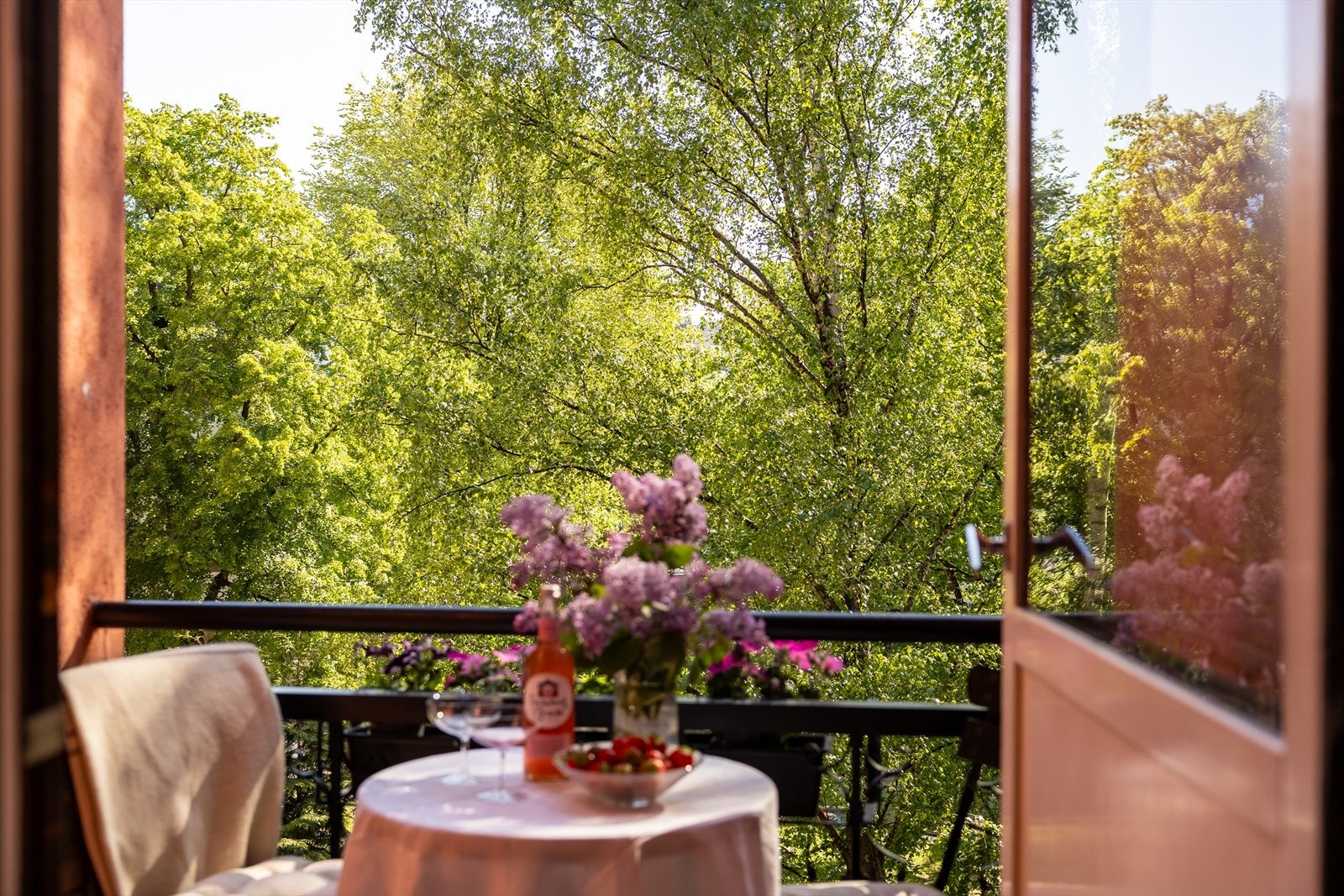 Leiligheten har en flott balkong ca. 2,5 kvm. Galleribilde