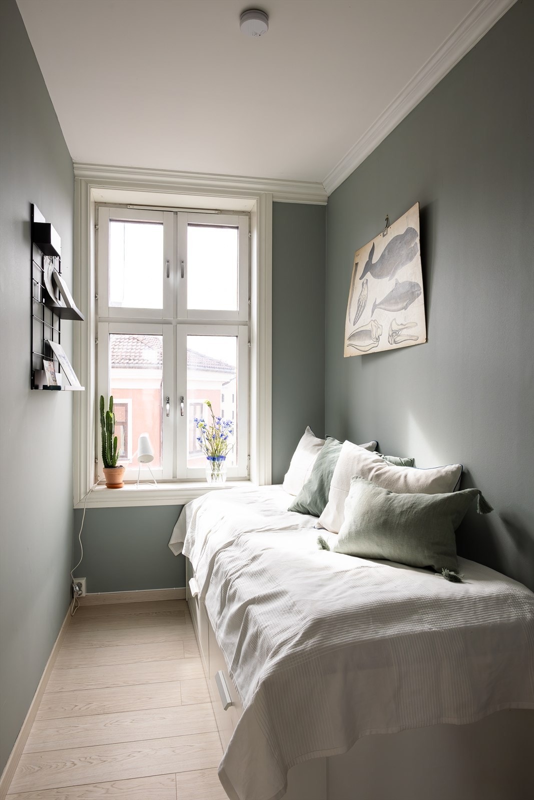 Rommet passer ypperlig som barnerom, gjesterom eller kontor. Galleribilde