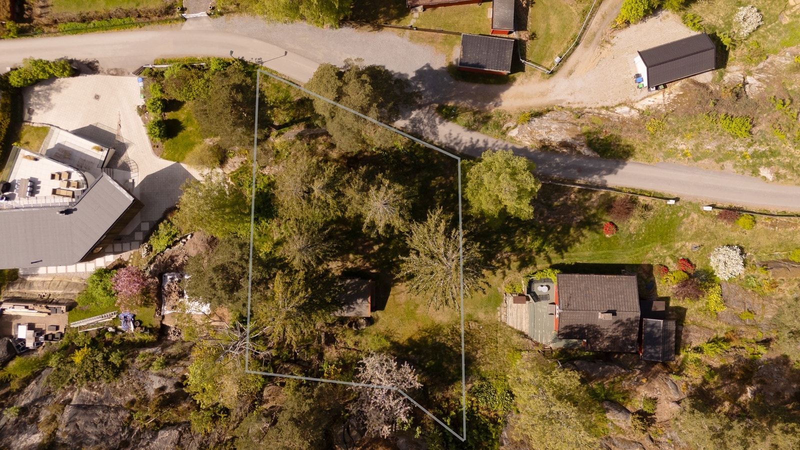 De inntegnede tomtegrensene er kun omtrentlige og ment som illustrasjon. Galleribilde