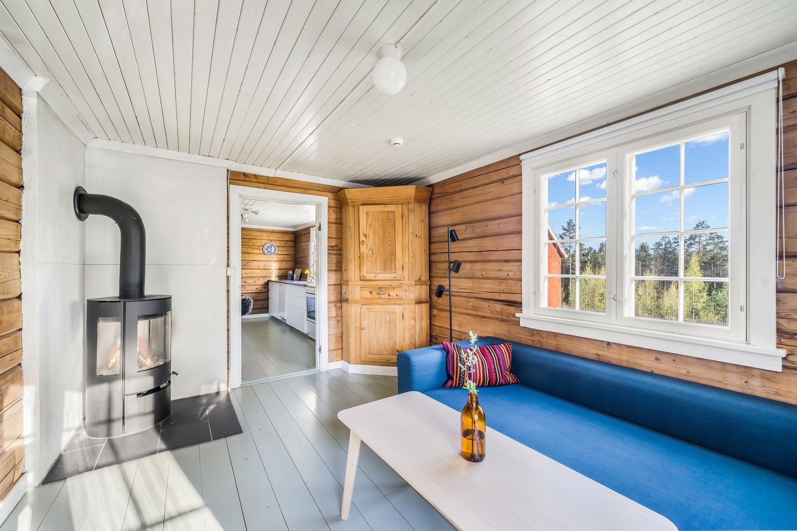 Stue. Vedovn i merket Aduro. Galleribilde