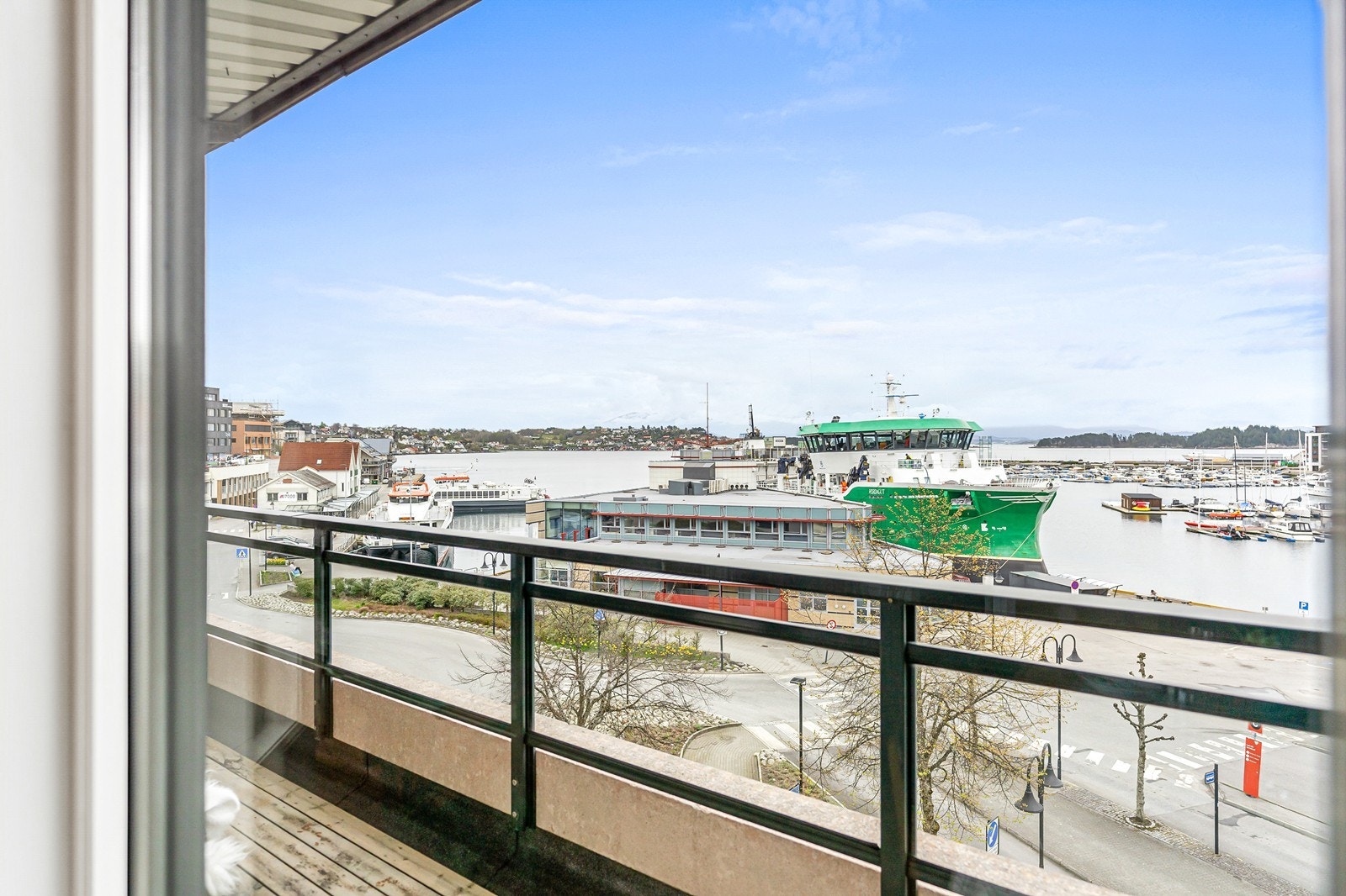 Utsikt fra spisestuen. Galleribilde