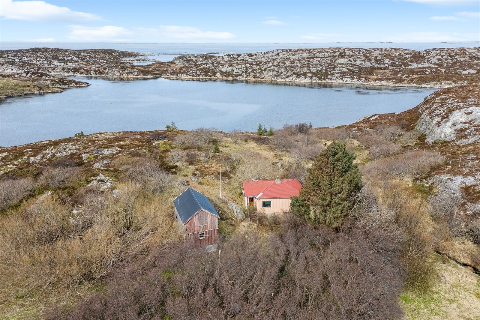 Dronebilde av deler av eiendommen Galleribilde