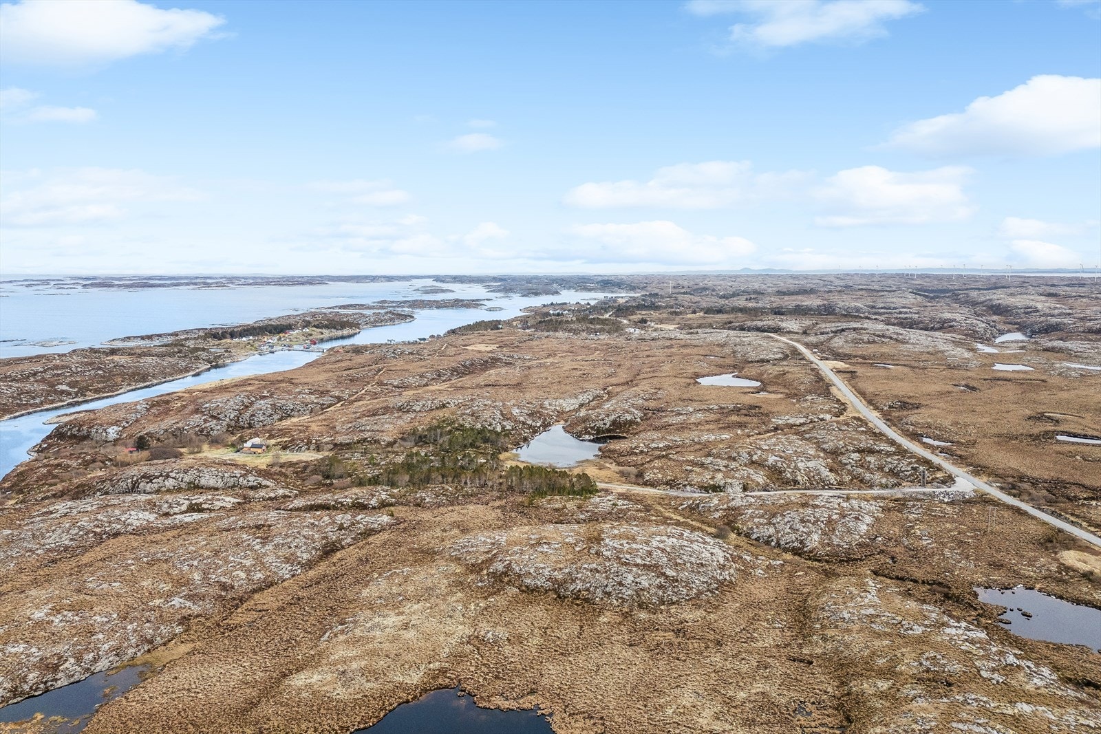 Dronebilde av deler av eiendommen Galleribilde