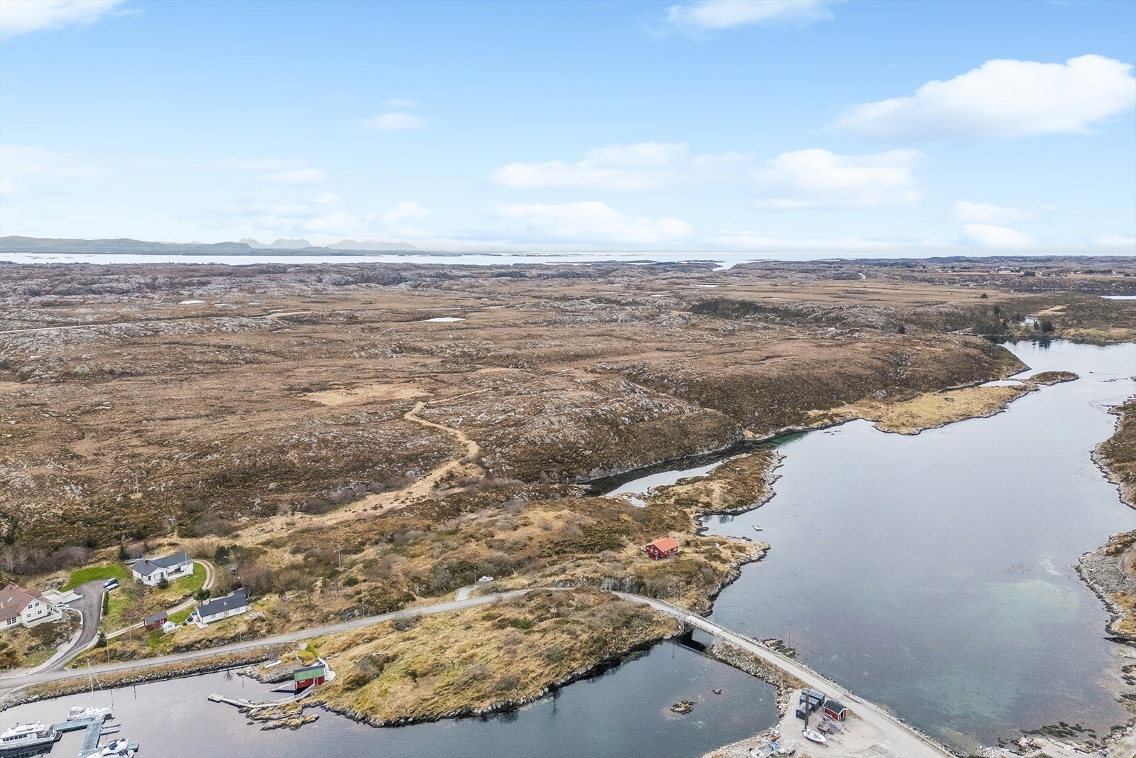 Dronebilde av deler av eiendommen Galleribilde
