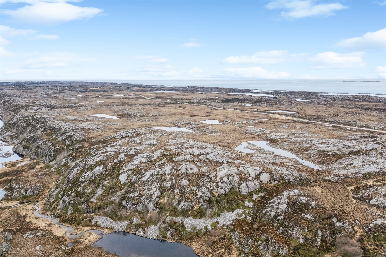 Dronebilde av deler av eiendommen Galleribilde