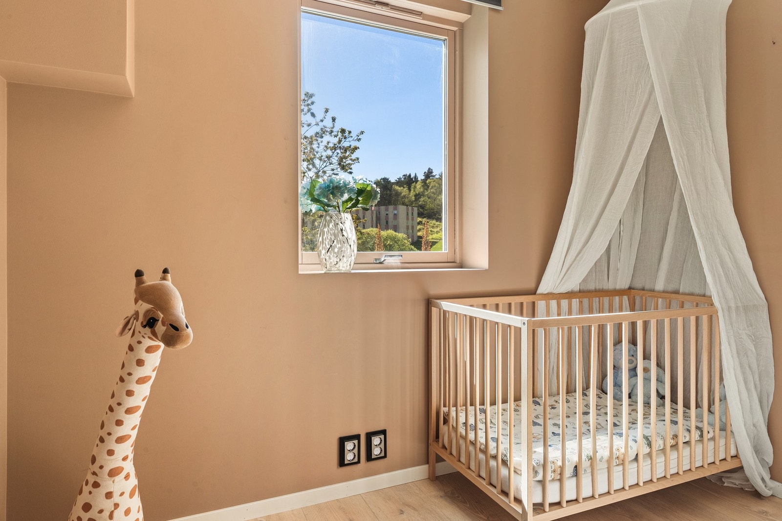 Soverom nr 2 er målt til 5,2 kvm. Galleribilde