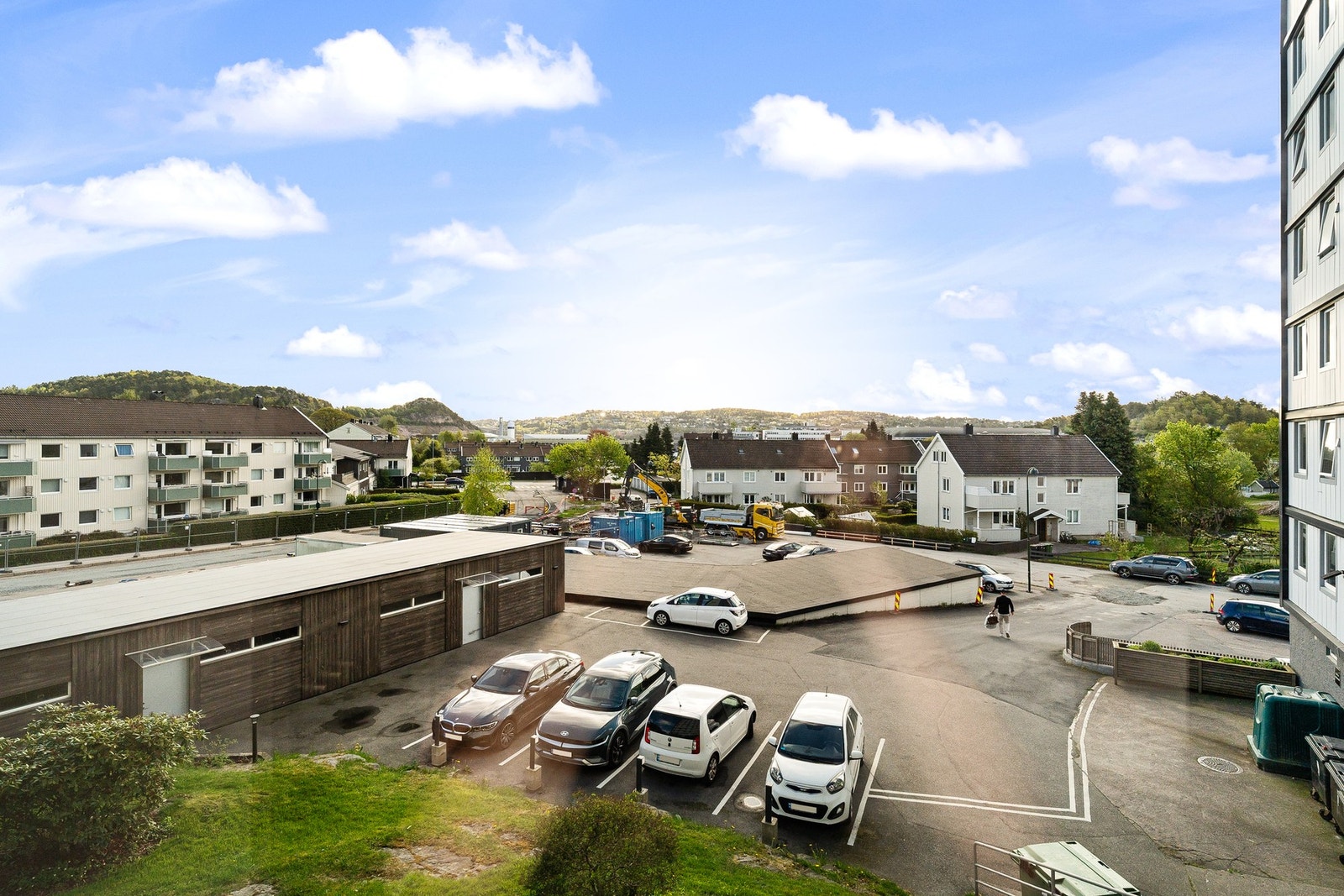 Borettslaget disponerer flere parkeringsplasser Galleribilde