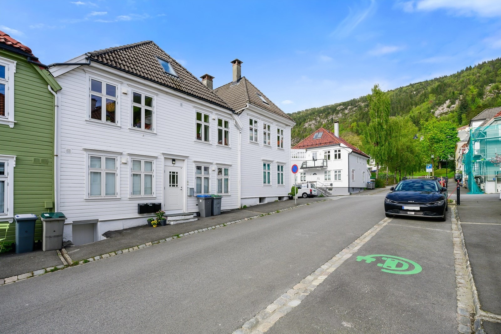 Leiligheten ligger et steinkast unna Meyermarken bydelspark | Et nydelig sted å kunne slappe av i varme sommerdager. Galleribilde