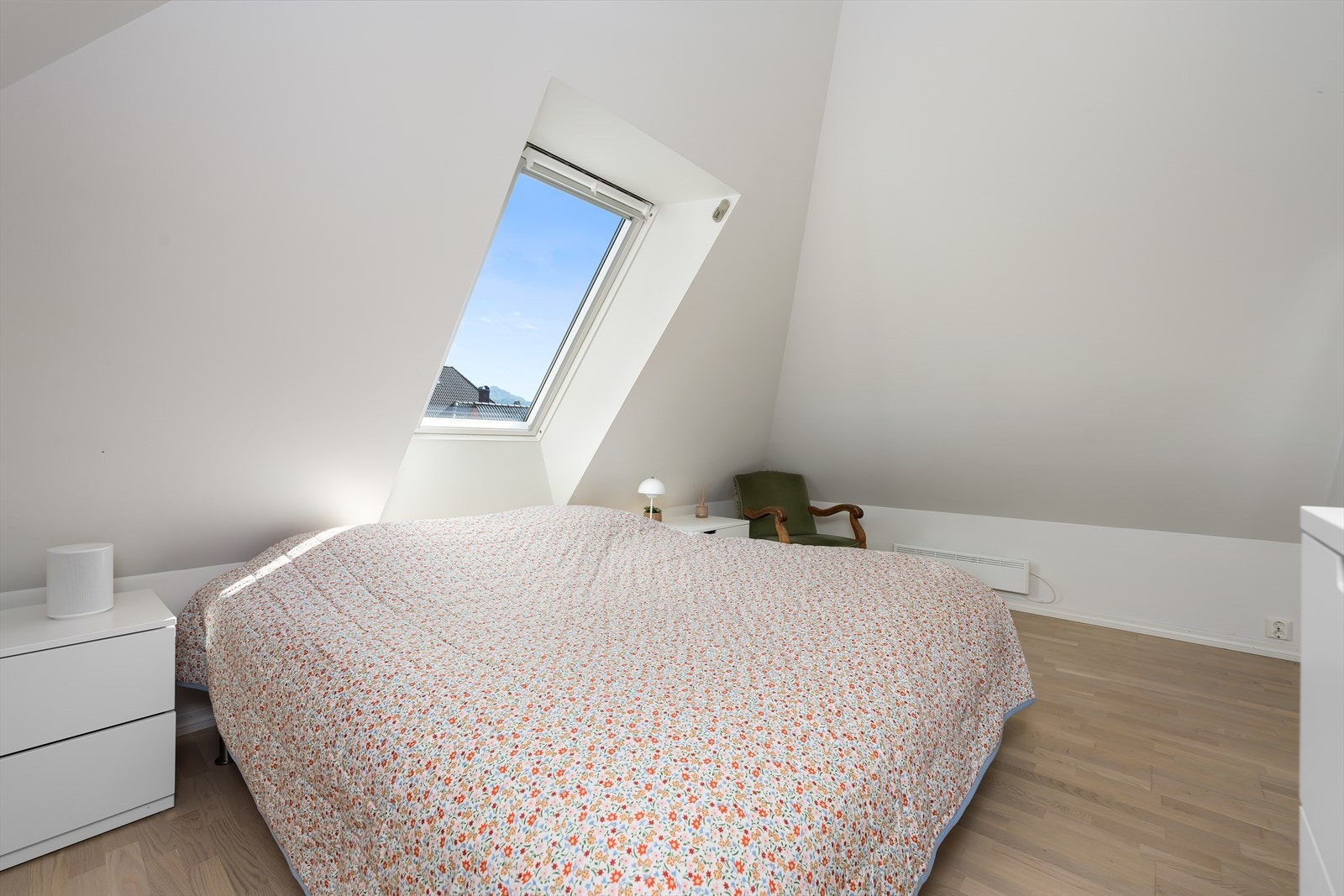 Rommet er på 9,3 m². Ikke godkjent som soverom. Galleribilde