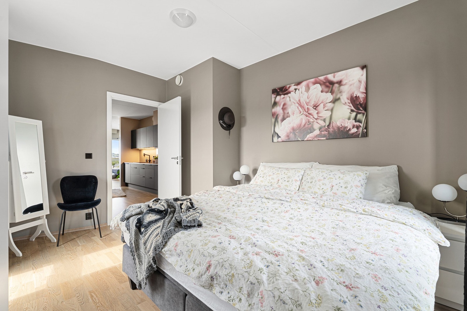 Hovedsoverommet er på 12,4 kvm. Galleribilde