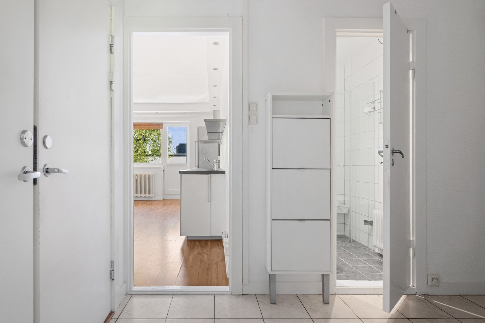 Inngangspartiet er et hyggelig første møte med boligen. Galleribilde