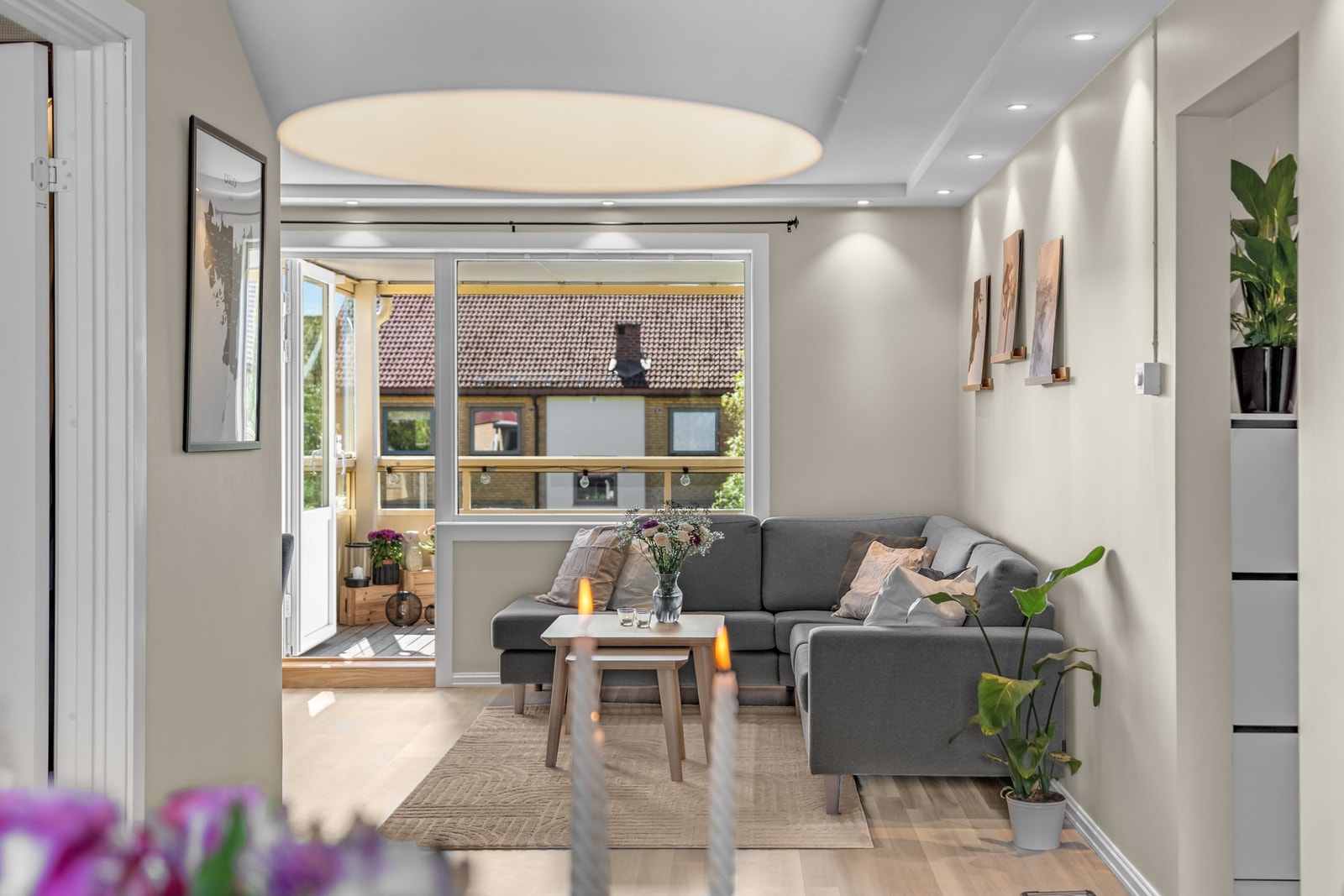 Boligen har en meget gjennomgående og godt utnyttet planløsning. Galleribilde