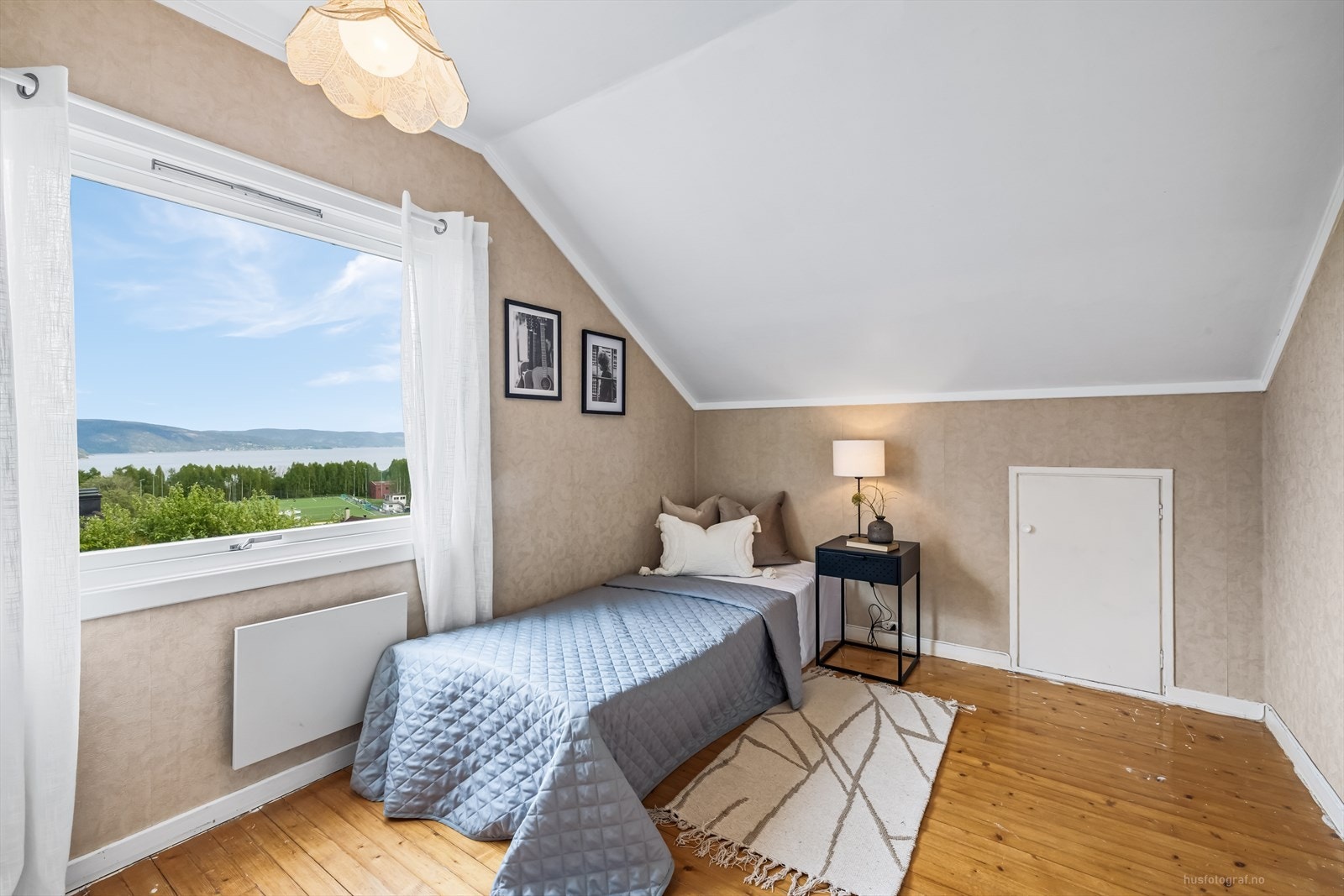 Soverom 3 med nydelig utsikt! Galleribilde