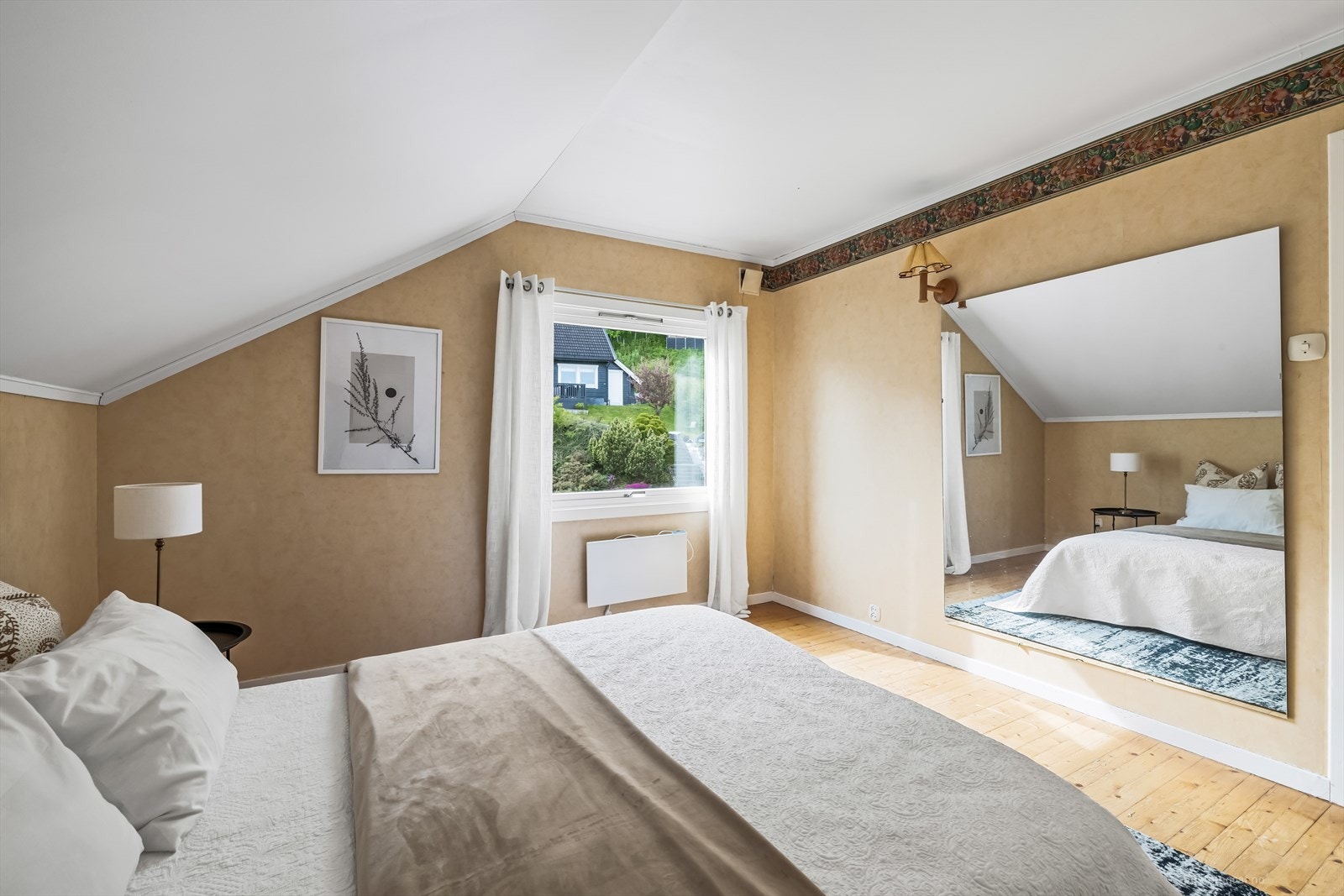 Soverom i 2 etg. Galleribilde