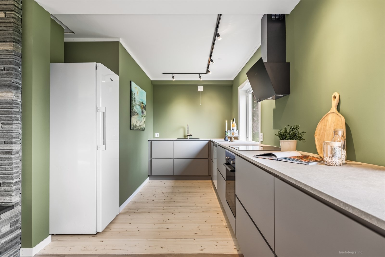 Perfekt kjøkken for storfamilien Galleribilde