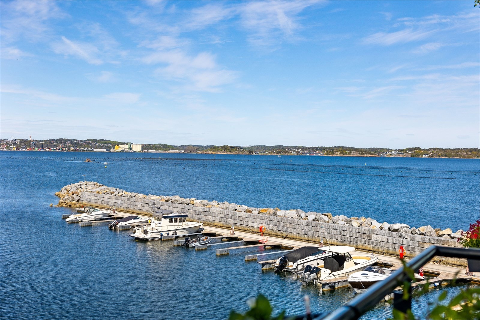 utsikten fra balkong mot nord Galleribilde