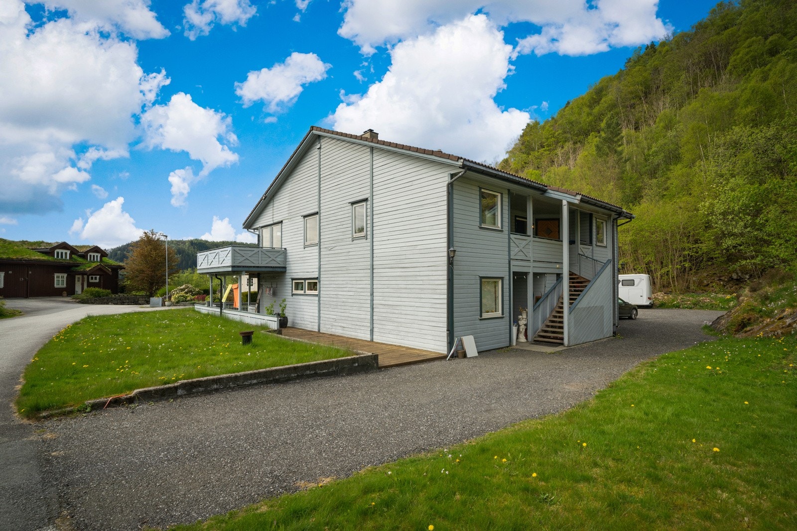 Alt i alt en eiendom med potensial og sentral plassering. Hjertelig velkommen til visning! Galleribilde
