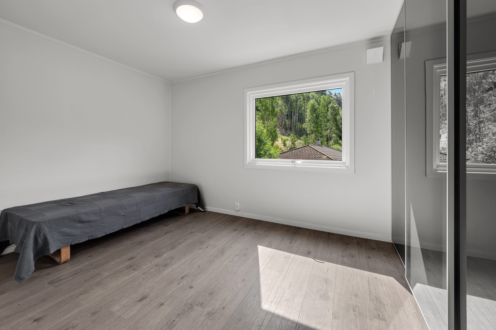 Soverom 1 i 2.etasje Galleribilde