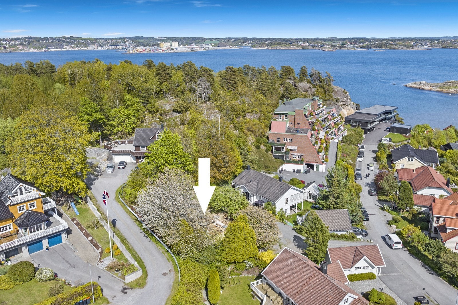 Leinæs & Partners v/ Anders Fremmerlid Glasø har gleden av å presentere Jordelia 11 Galleribilde