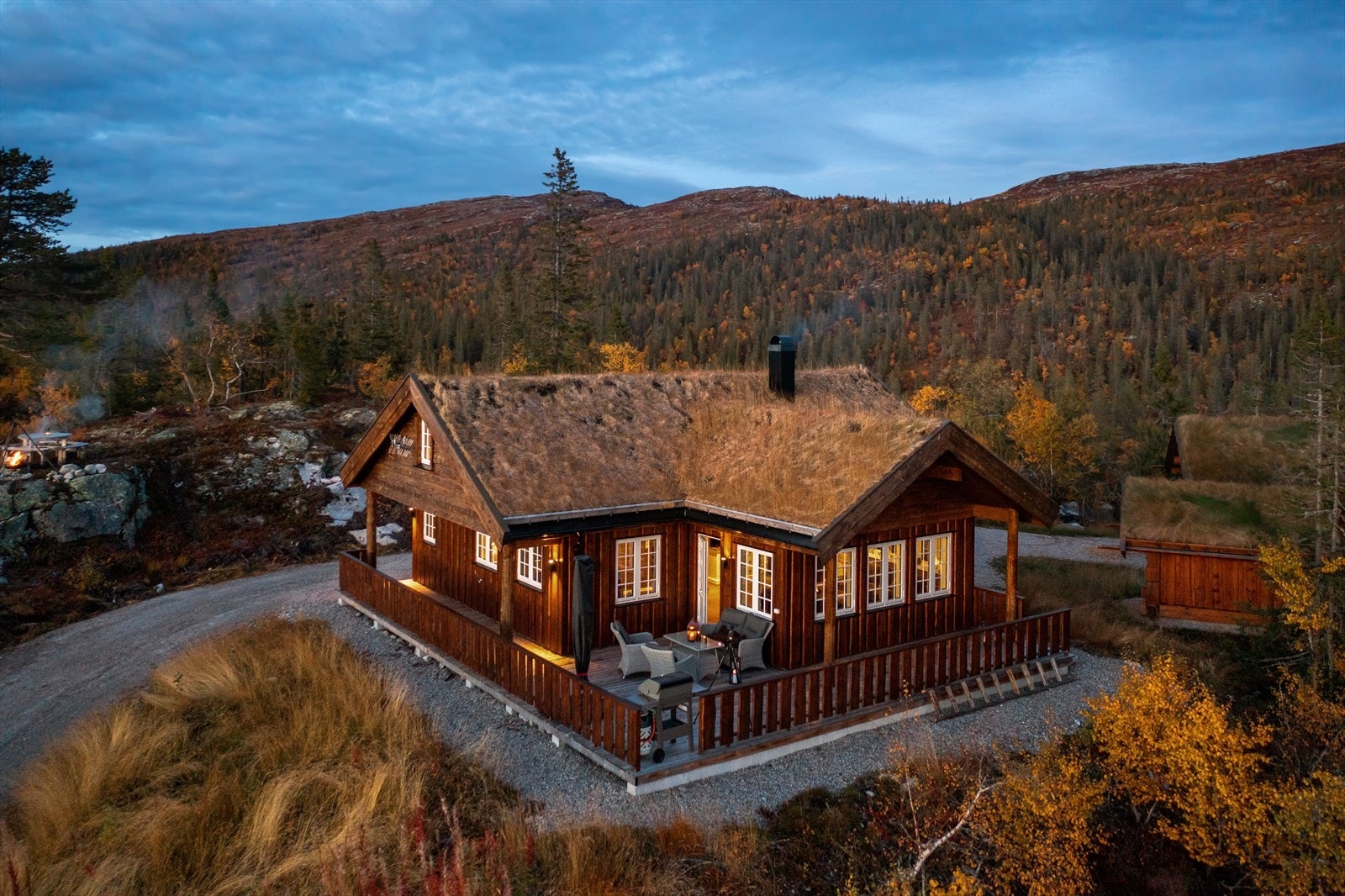 DNB Eiendom v/ Ann-Kristin Salvesen ønsker velkommen til Svarttjennveien 23! Galleribilde