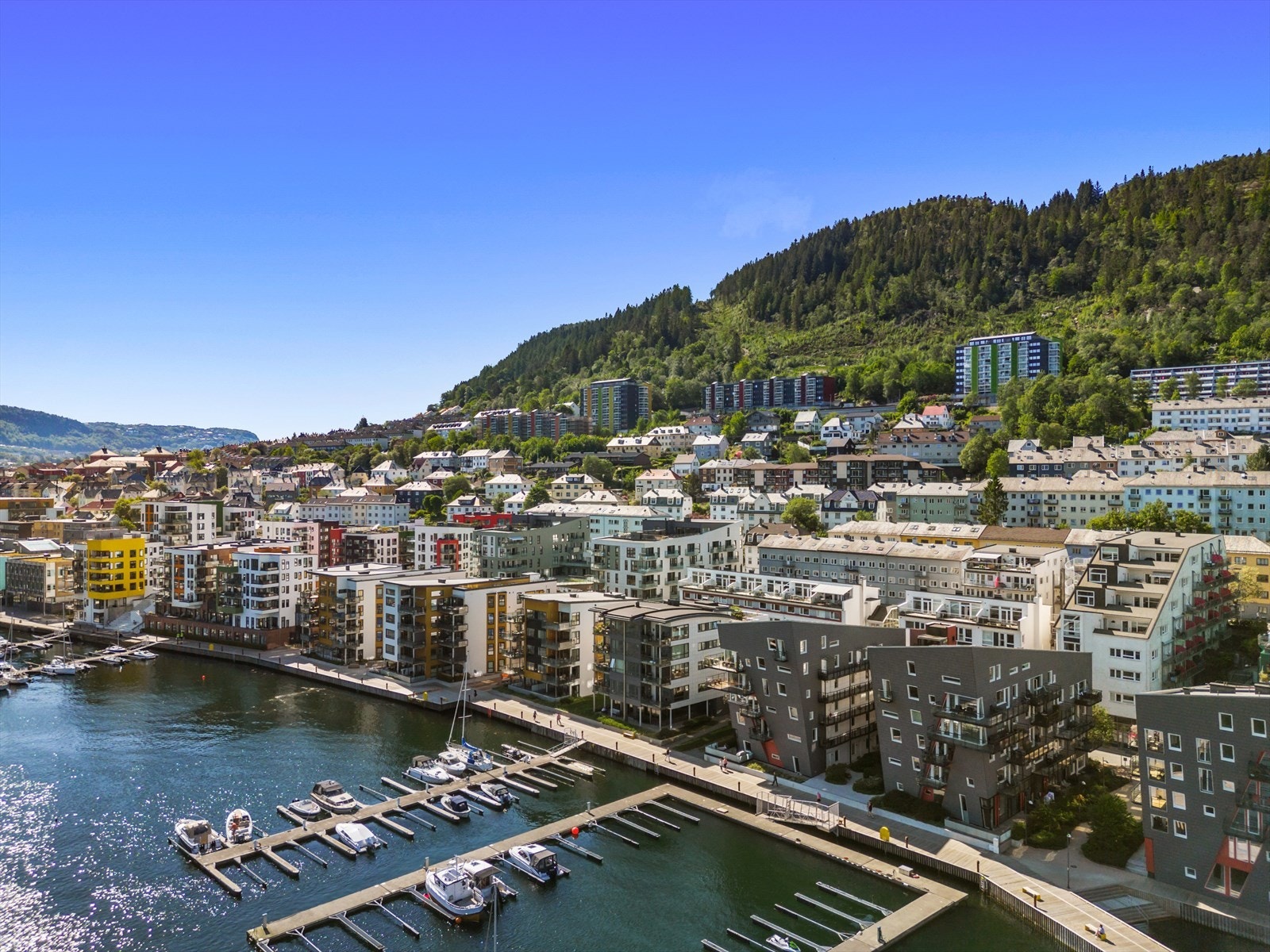 - Damsgårdssundet, morgendagens bydel, er et trivelig område som har vært under stadig utvikling de siste årene - Galleribilde