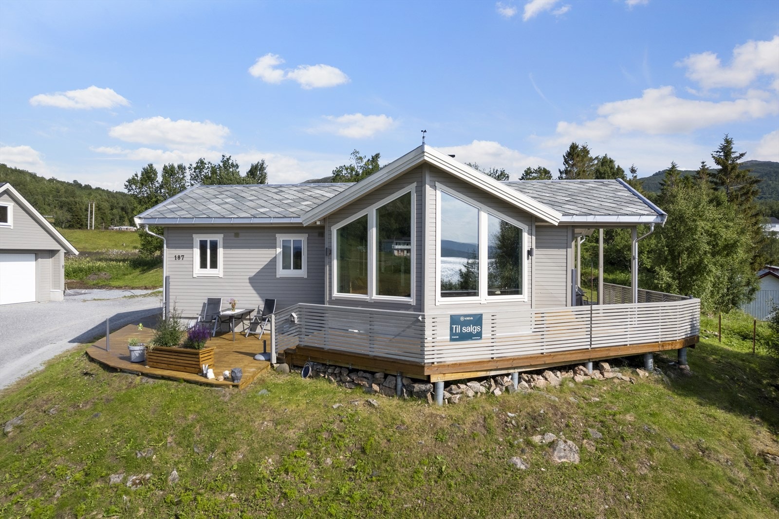 Her ligger alt til rette for det moderne hytteliv! Galleribilde