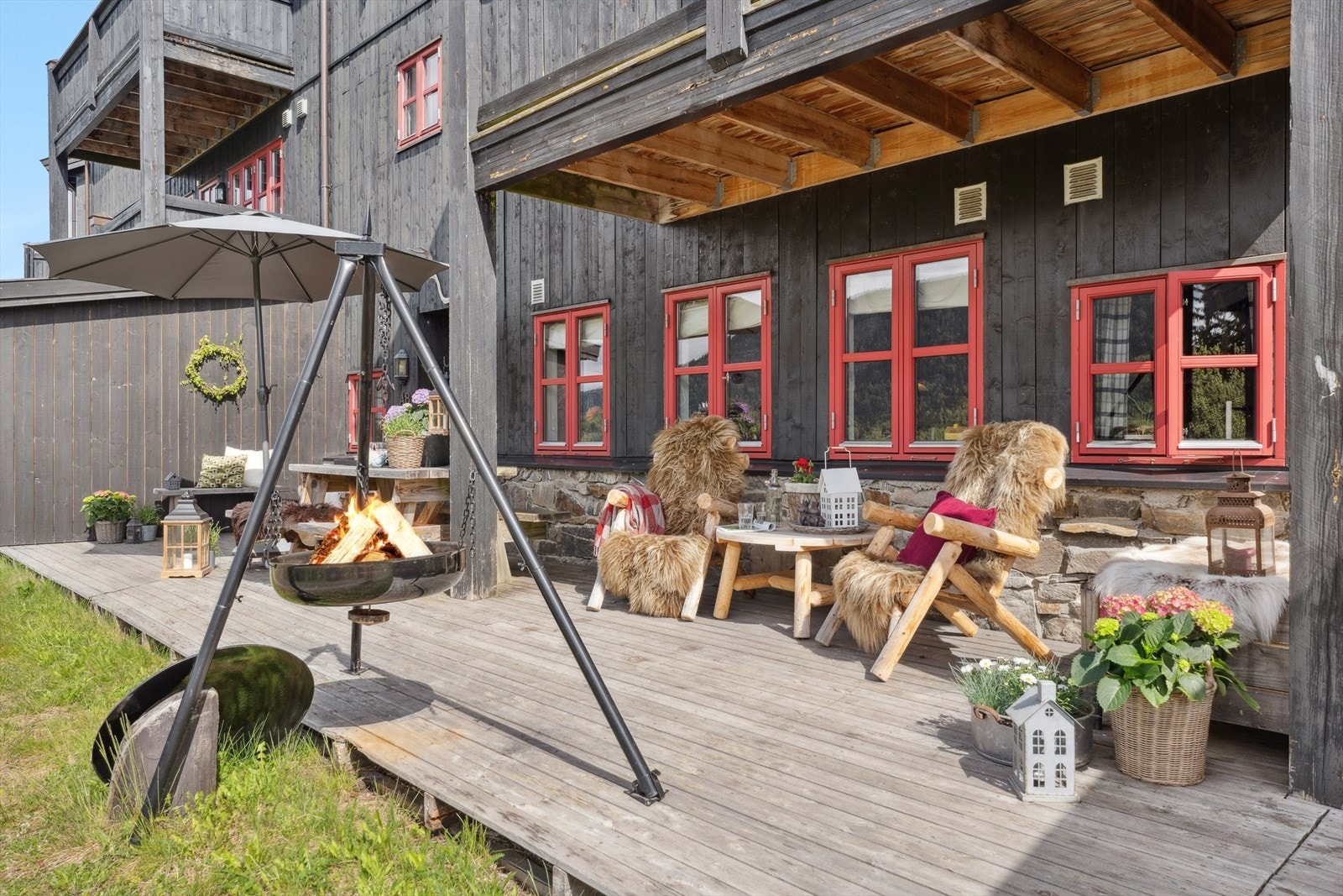 Her er det god plass til sosiale soner, og du kan nyte de fine sommerdagene. Galleribilde