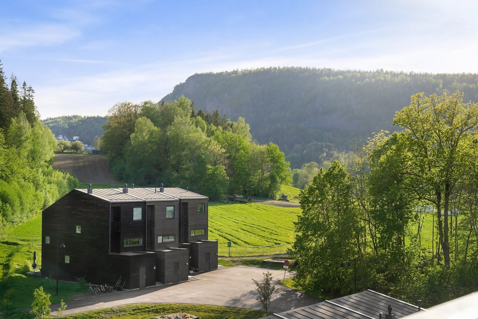 Utsyn fra terrassen. Galleribilde