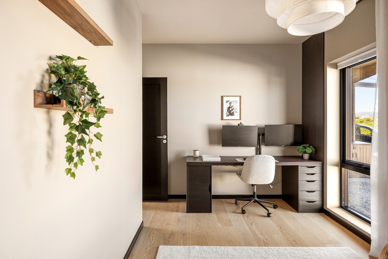 Selger har brukt soverommet som både gjesterom og kontor Galleribilde