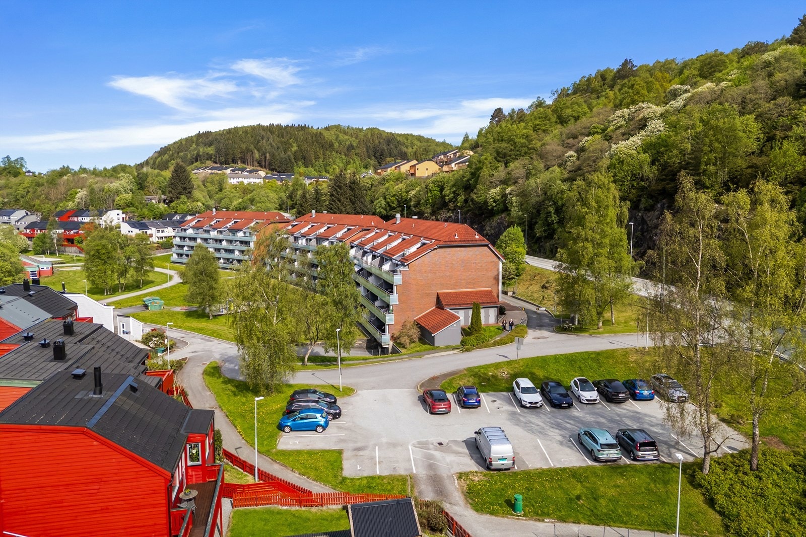 Gjesteparkering med god dekning Galleribilde