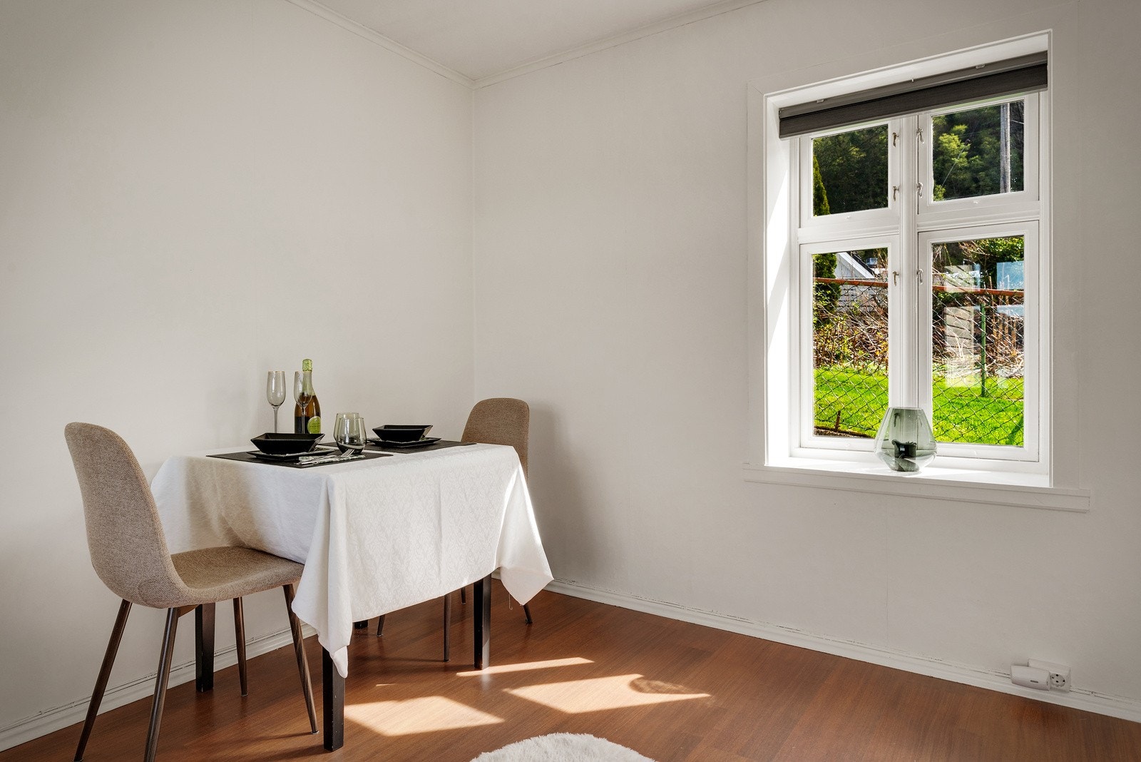 Her er det også plass til spisebord, stort eller lite Galleribilde