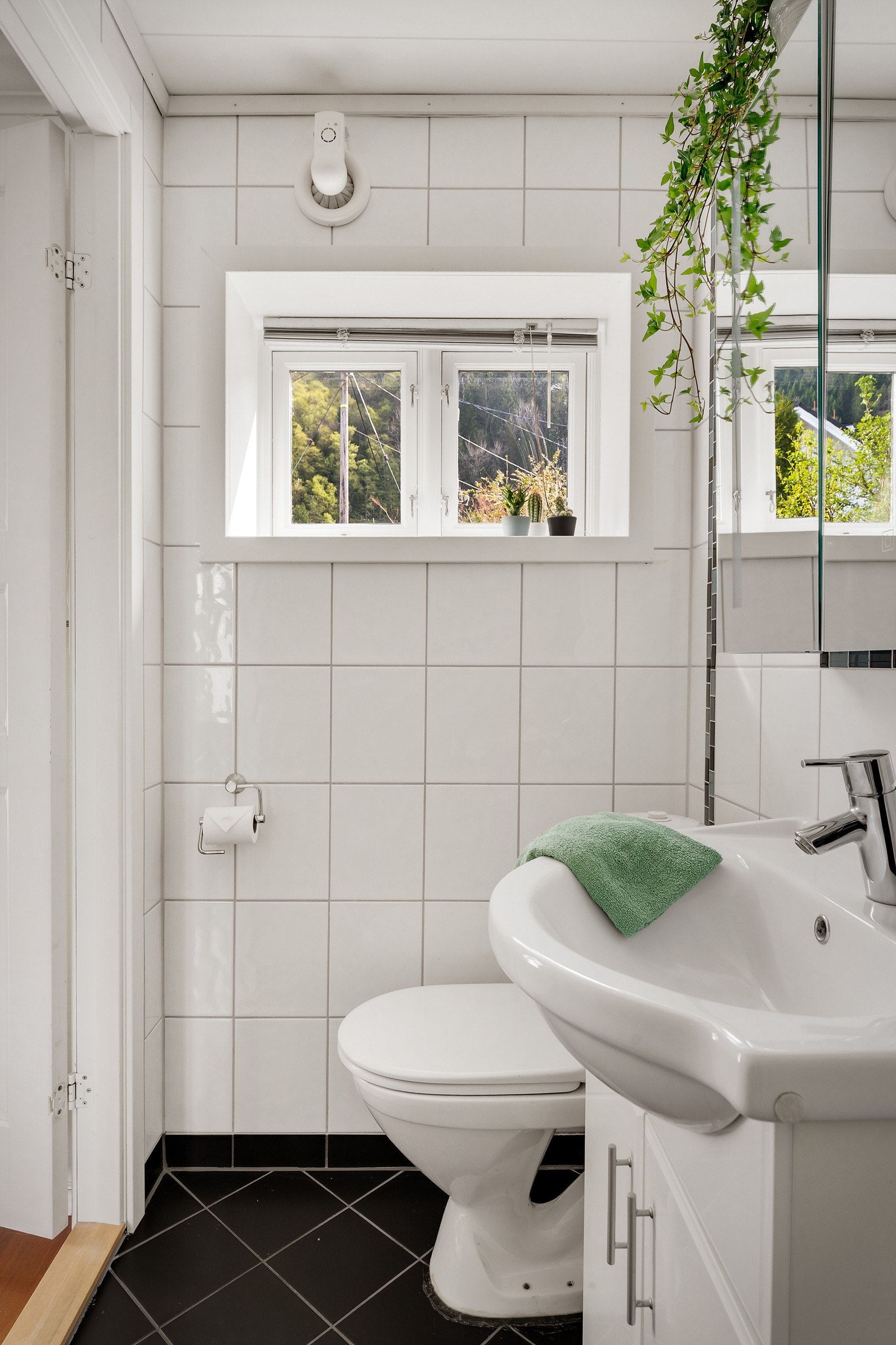Badet Galleribilde