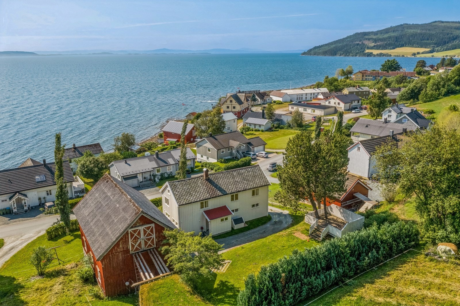 Flott beliggenhet like ved Trondheimsfjorden. Galleribilde