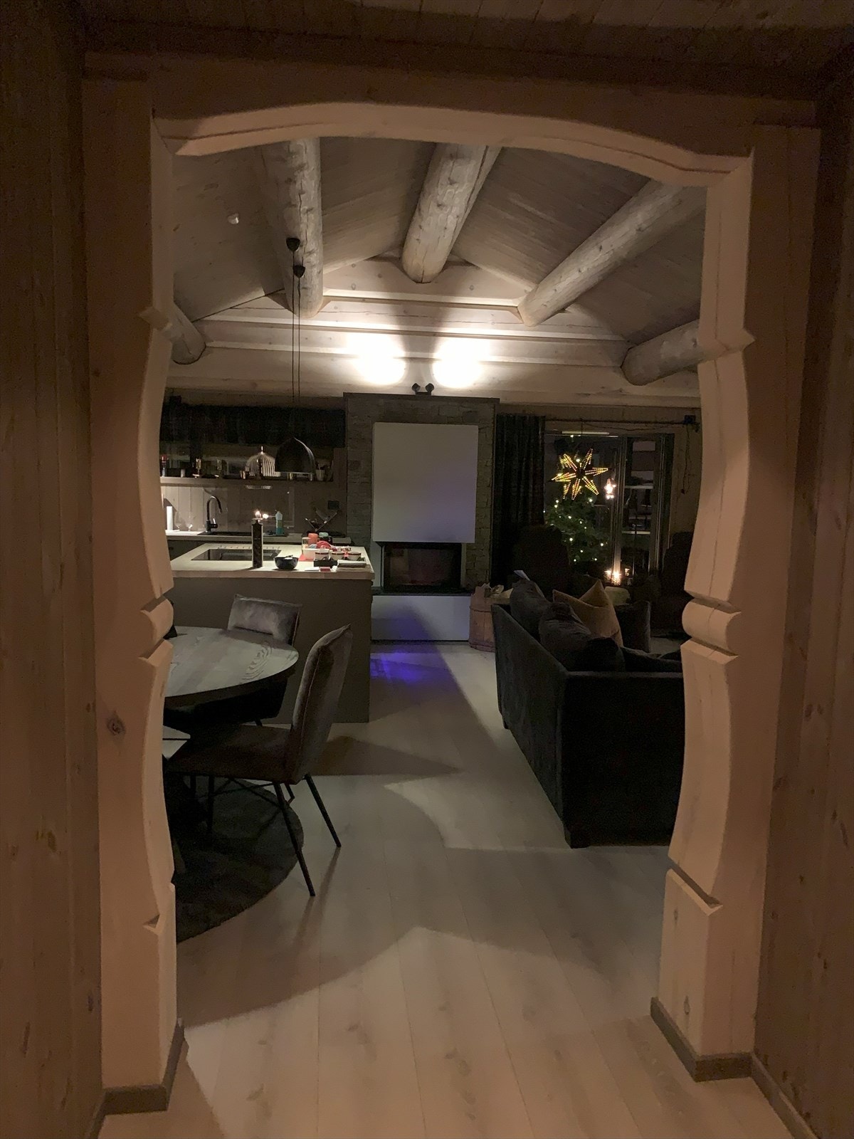 Robust Norsk stavlavt Galleribilde