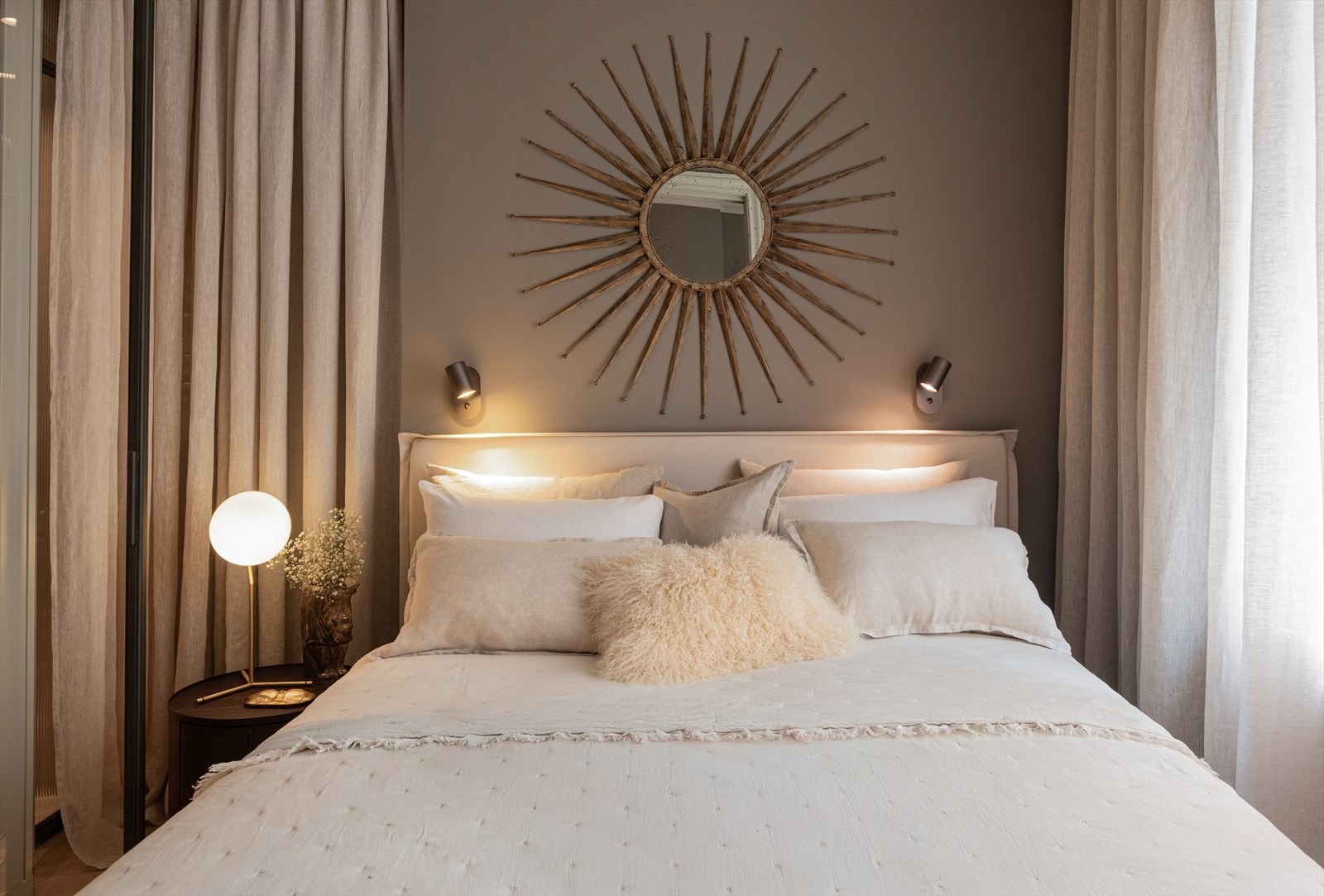 Hovedsoverommet vender mot bakgård Galleribilde