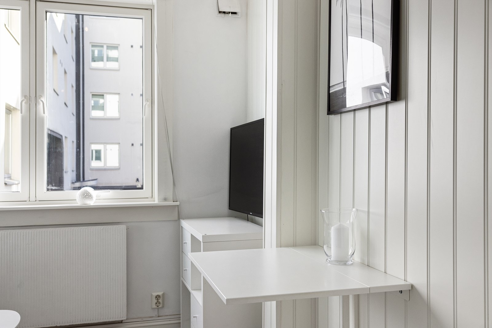 Fyring, varmtvann og fibernett 100/100Mbit er inkludert i fellesutgiftene. Galleribilde