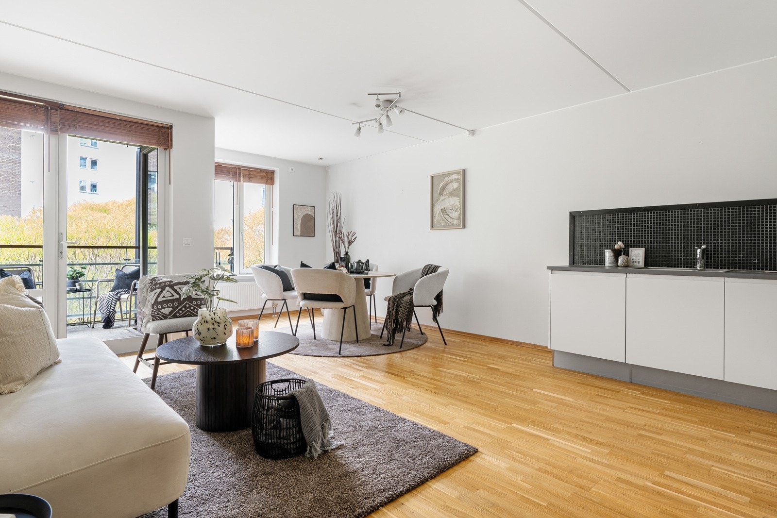 Her får du en delikat og lettstelt leilighet med stor møbleringsfrihet. Galleribilde