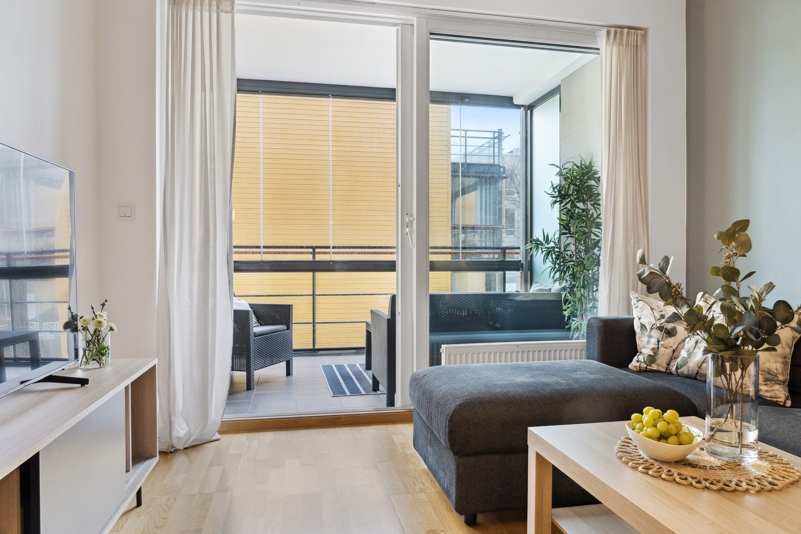 Med fjernvarme, tv, internett og andre kostnader inkludert i fellesutgiftene har du et svært forutsigbart boforhold. Galleribilde